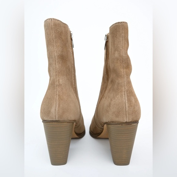 Nine West Distressed Suede Bootie NWOB - Picture 5 of 5